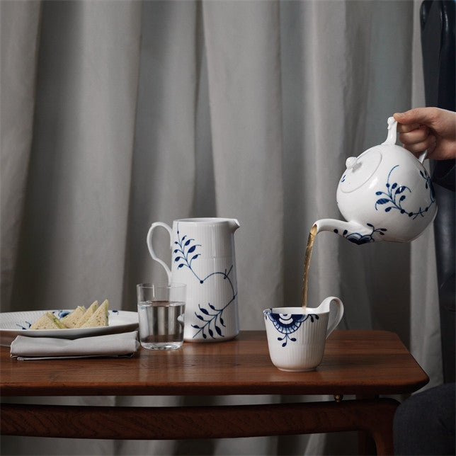 ROYAL COPENHAGEN BLUE FLUTED MEGA MODERN JUG 1.7L