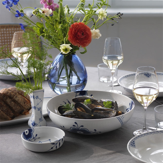 ROYAL COPENHAGEN BLUE FLUTED MEGA BOWL 2.4L