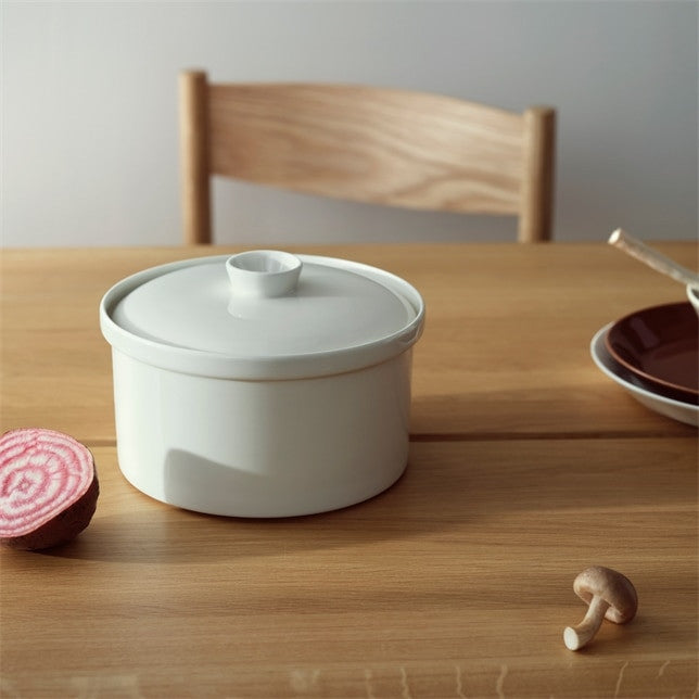 Iittala Teema Pot With Lid 2.3L White