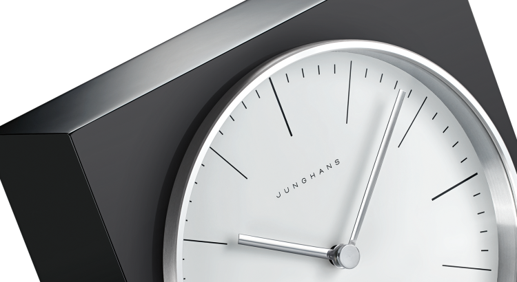 max bill Tischuhr 363/2212.00 by Junghans