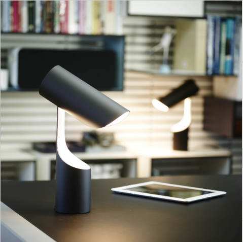 Le Klint - 353 Mutatio Table Light