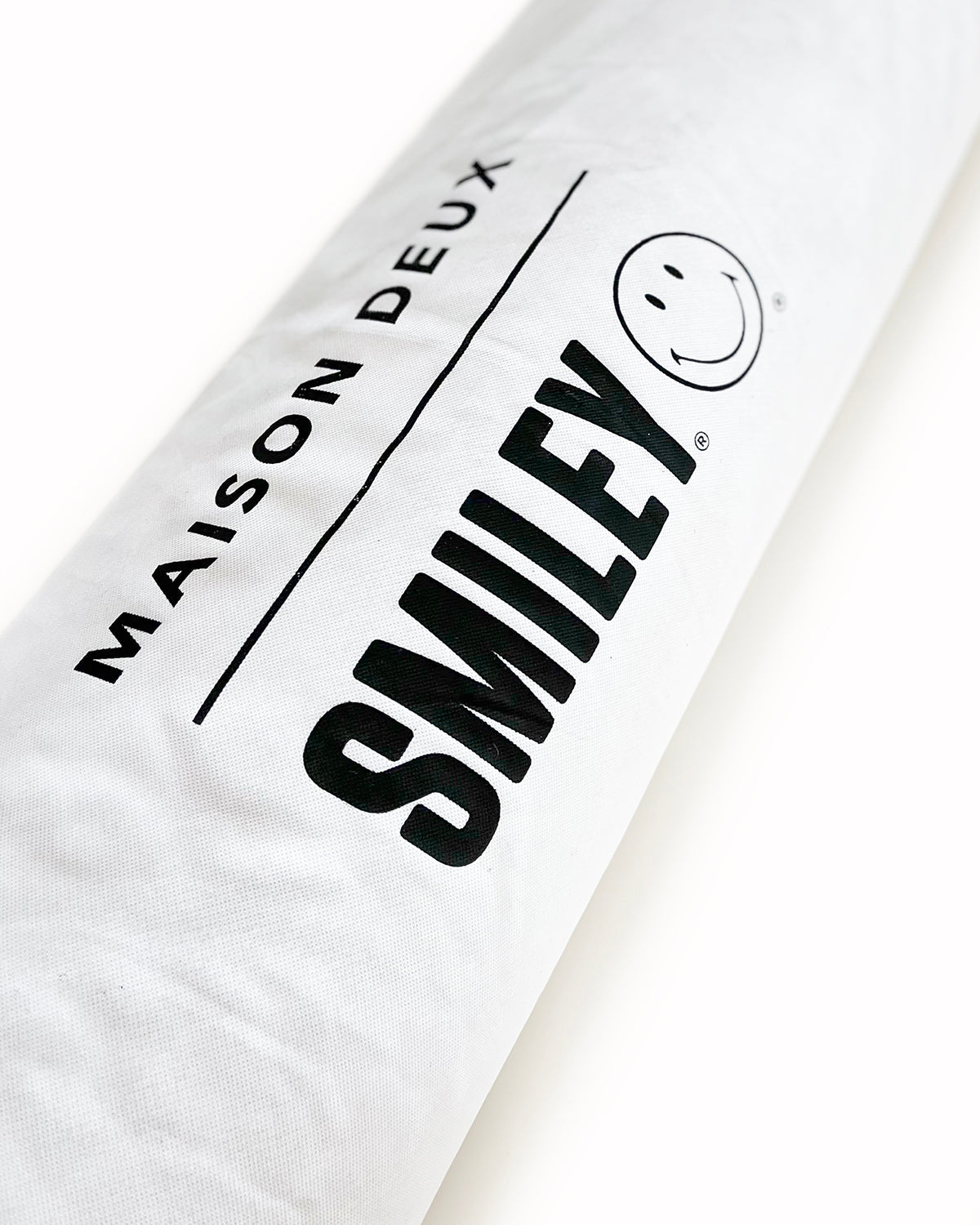 Rug SMILEY® Yellow 3.3 ft diameter by Maison Deux