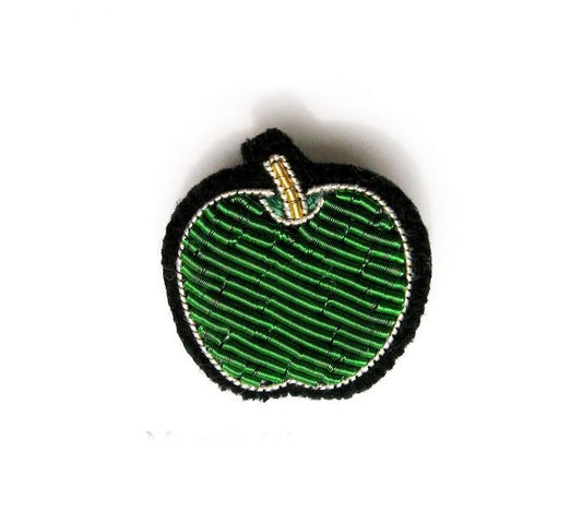 MACON & LESQUOY SMALL APPLE PIN