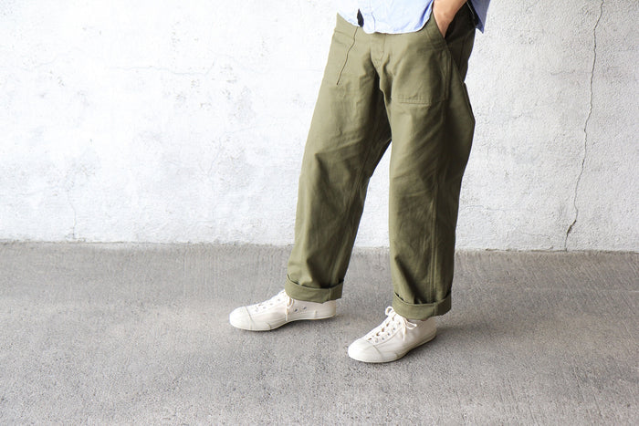 GYM CLASSIC WHITE by Moonstar