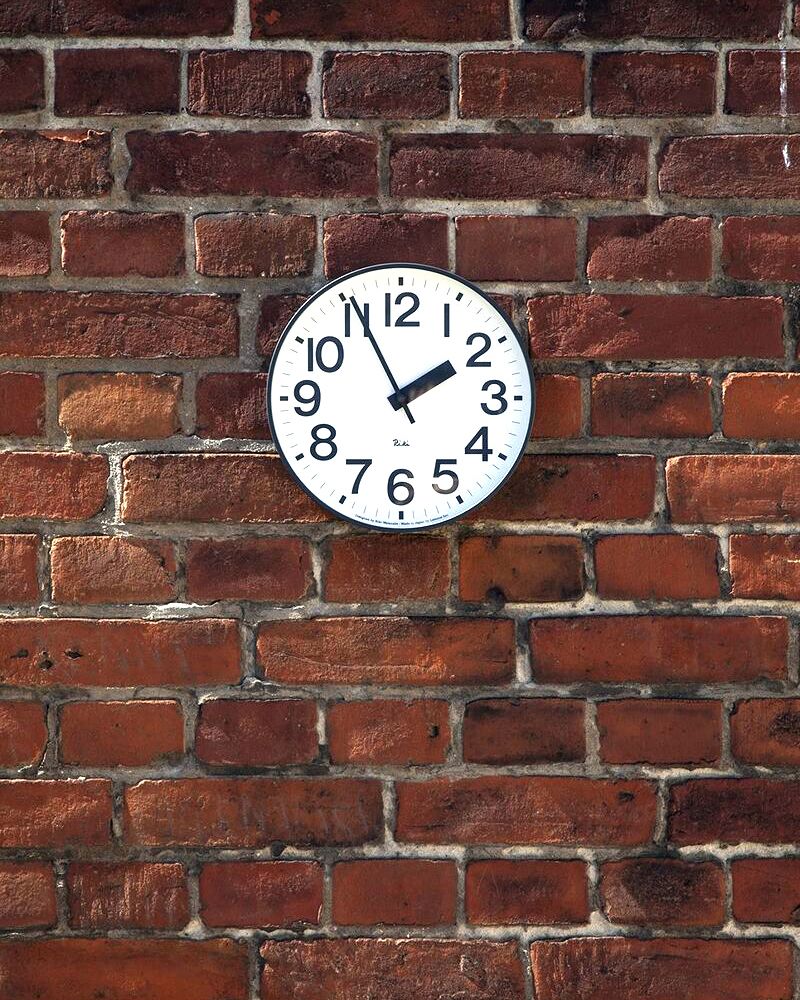 Riki Public by Lemnos