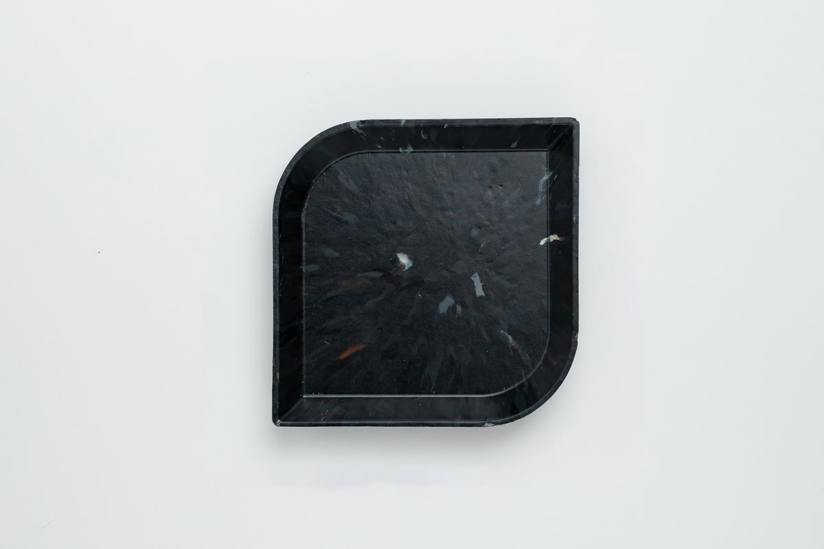 buøy Leaf Tray Black