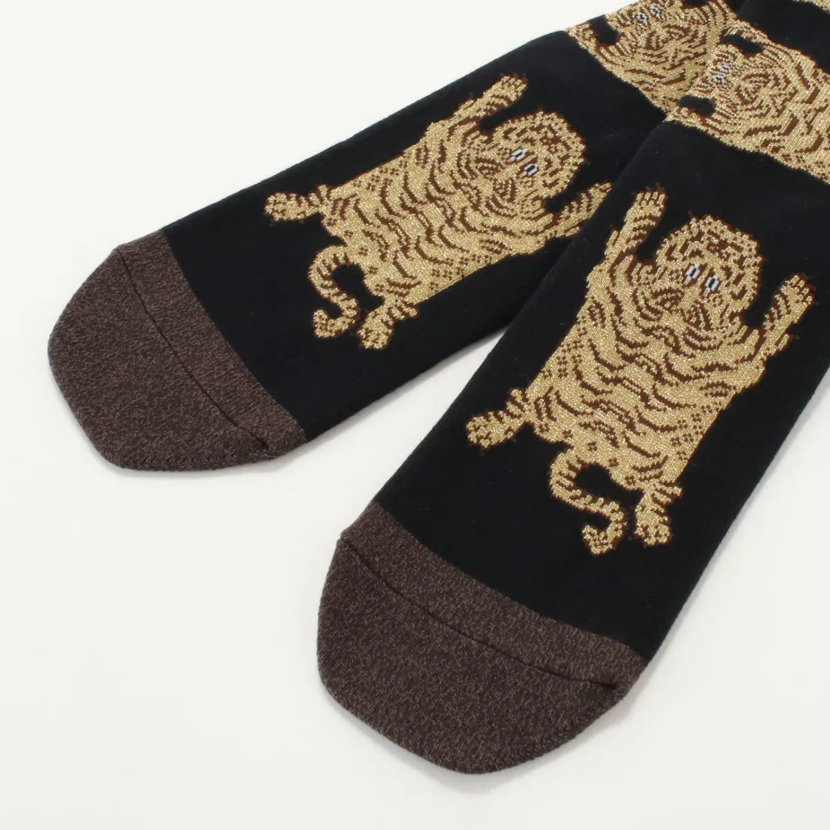 HOiSUM Shin Tiger Socks - Black