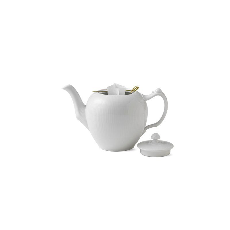 Royal Copenhagen White Fluted Tea Pot 1 qt