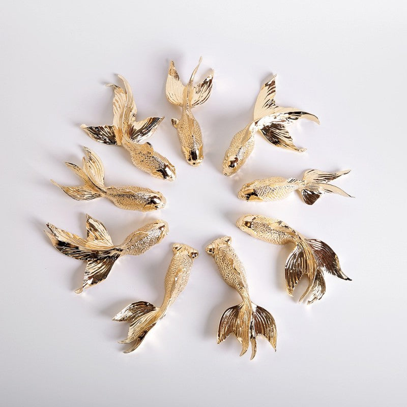 Goldfish X CLOCK (GILDED) by Haoshi Design