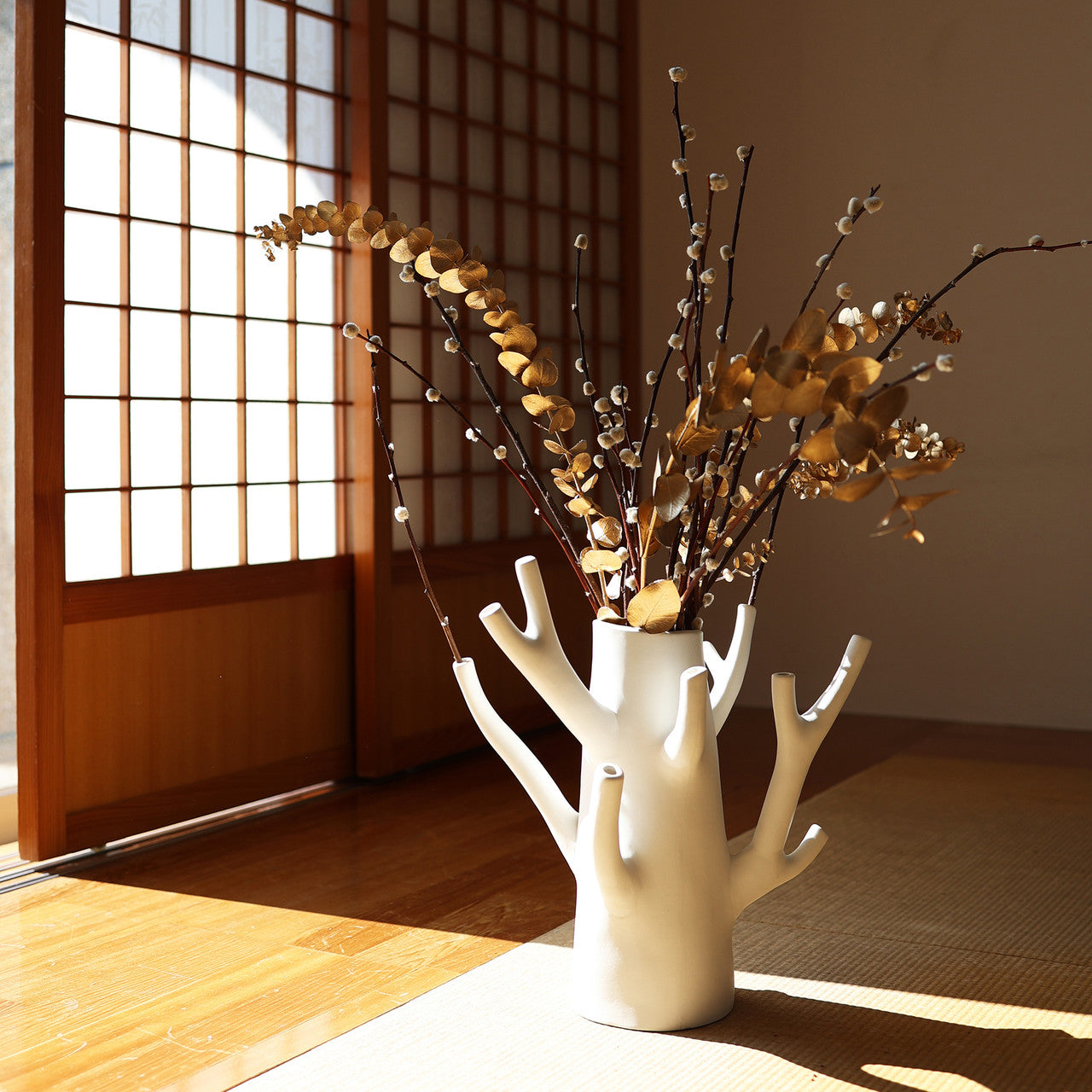 TREE VASE by Haoshi Design