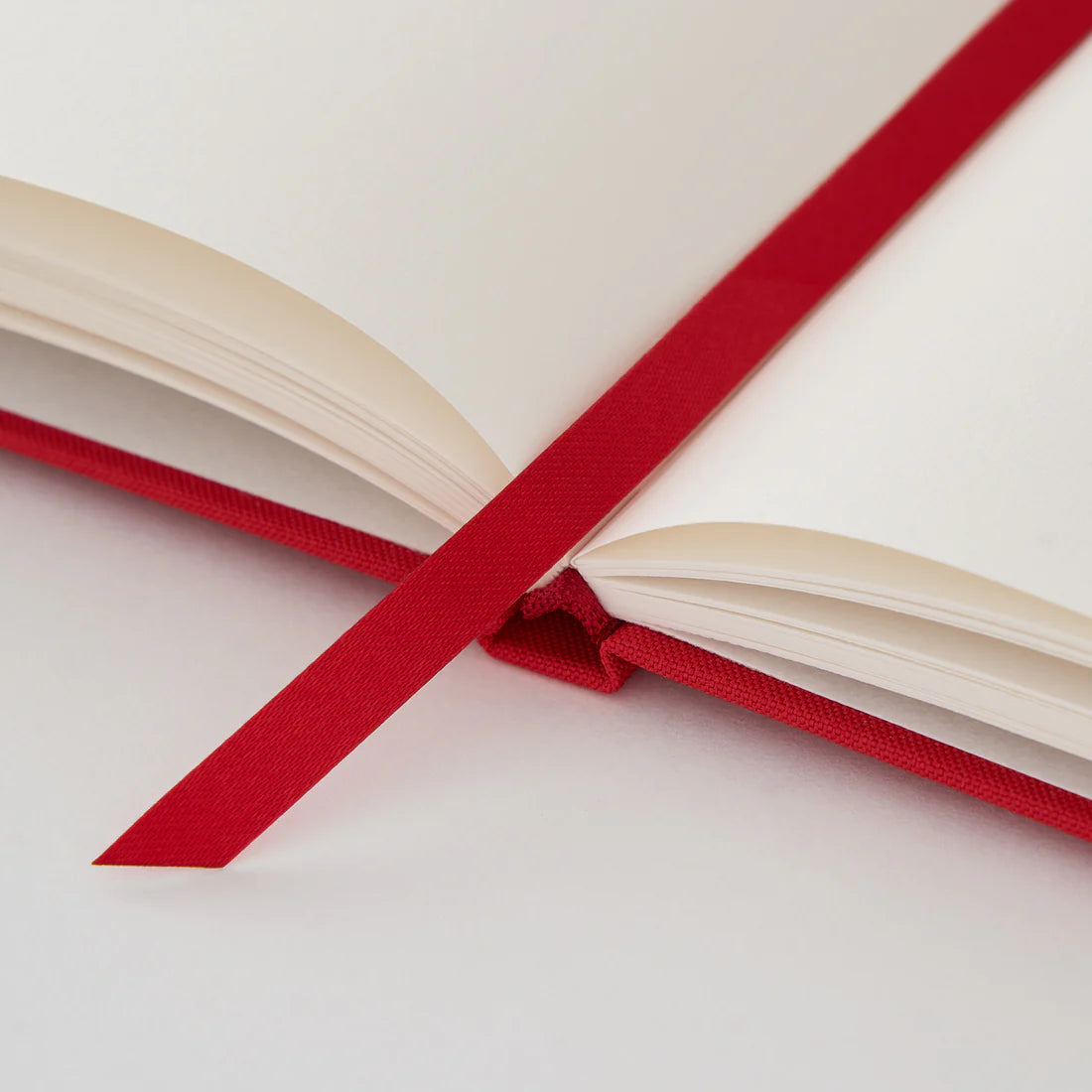 Cloth Notebook Conqueror Wove High White Red