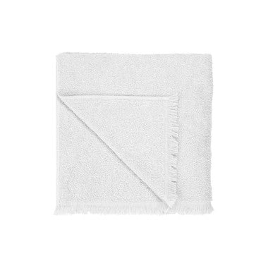 FRINO Bath Towel - White