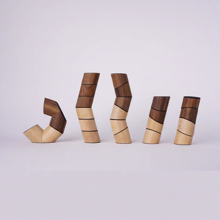 Loggos - Stacking Game - Medium