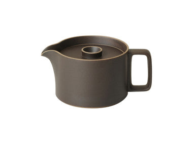 Hasami Porcelain Teapot Black  5.2/3 x 4.1/8 (40 floz) (HPB018)