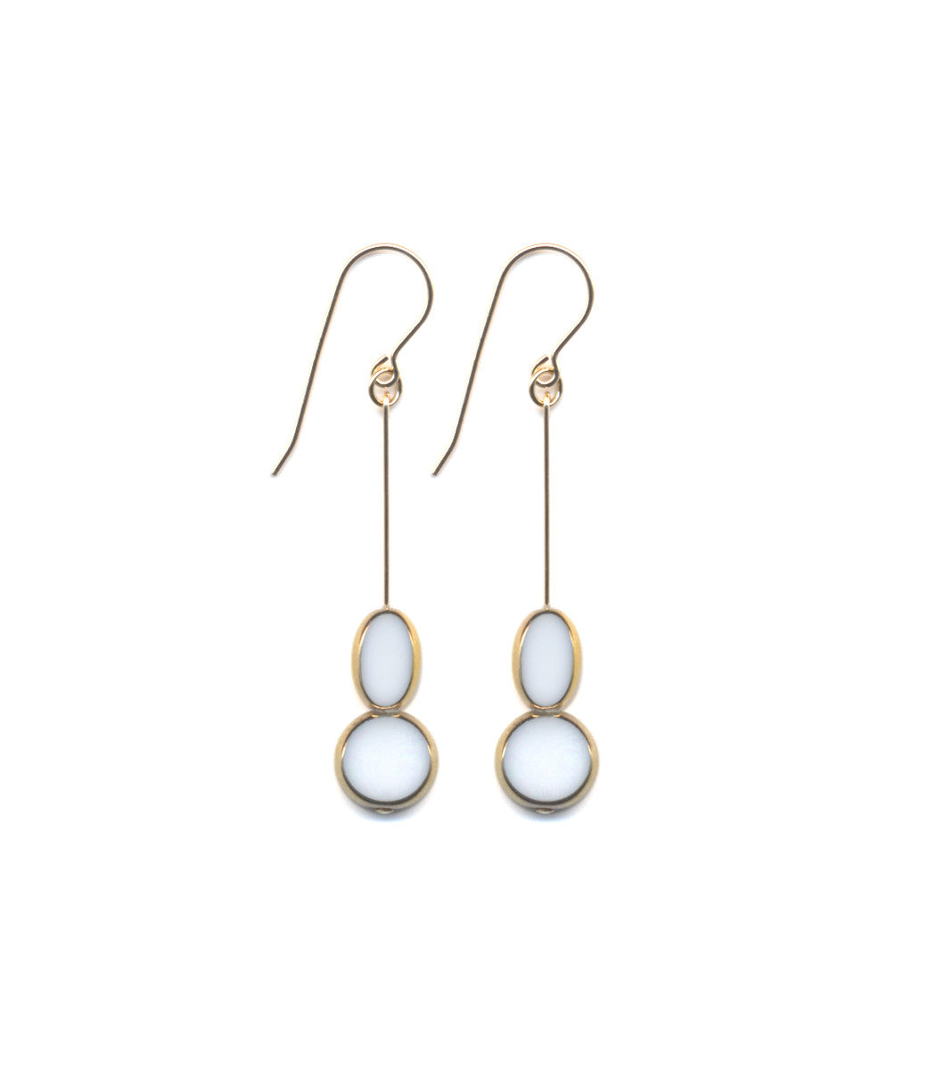 E1756 White Petal Drop Earrings
