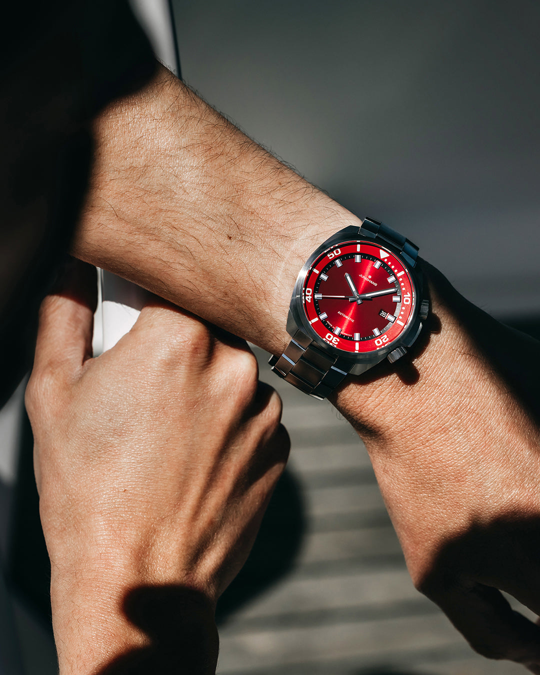 Aquaris Red Watch 27/4661.44 by Junghans