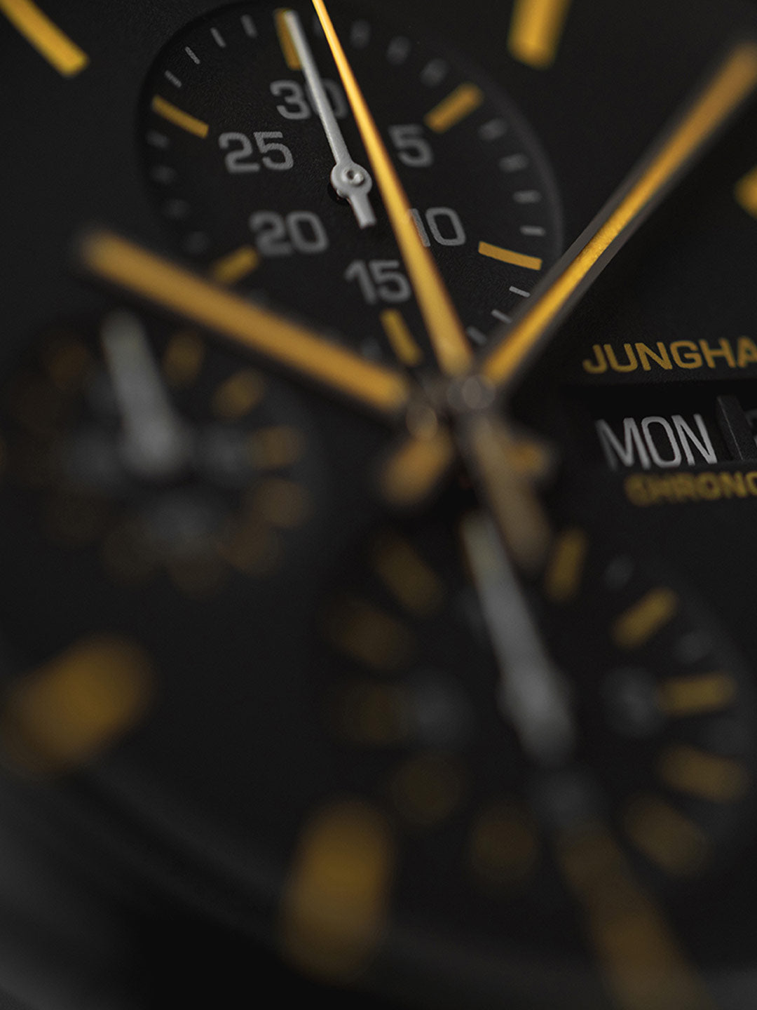 FORM A Chronoscope, Datum englisch Watch 27/4372.01 by Junghans